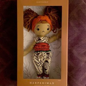New in box HarperIman Quinn handmade linen 14” doll